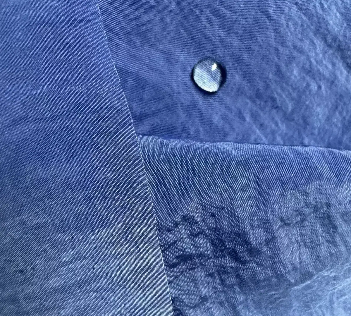 70D Shimmer Crinkle Nylon Fabric fabric image