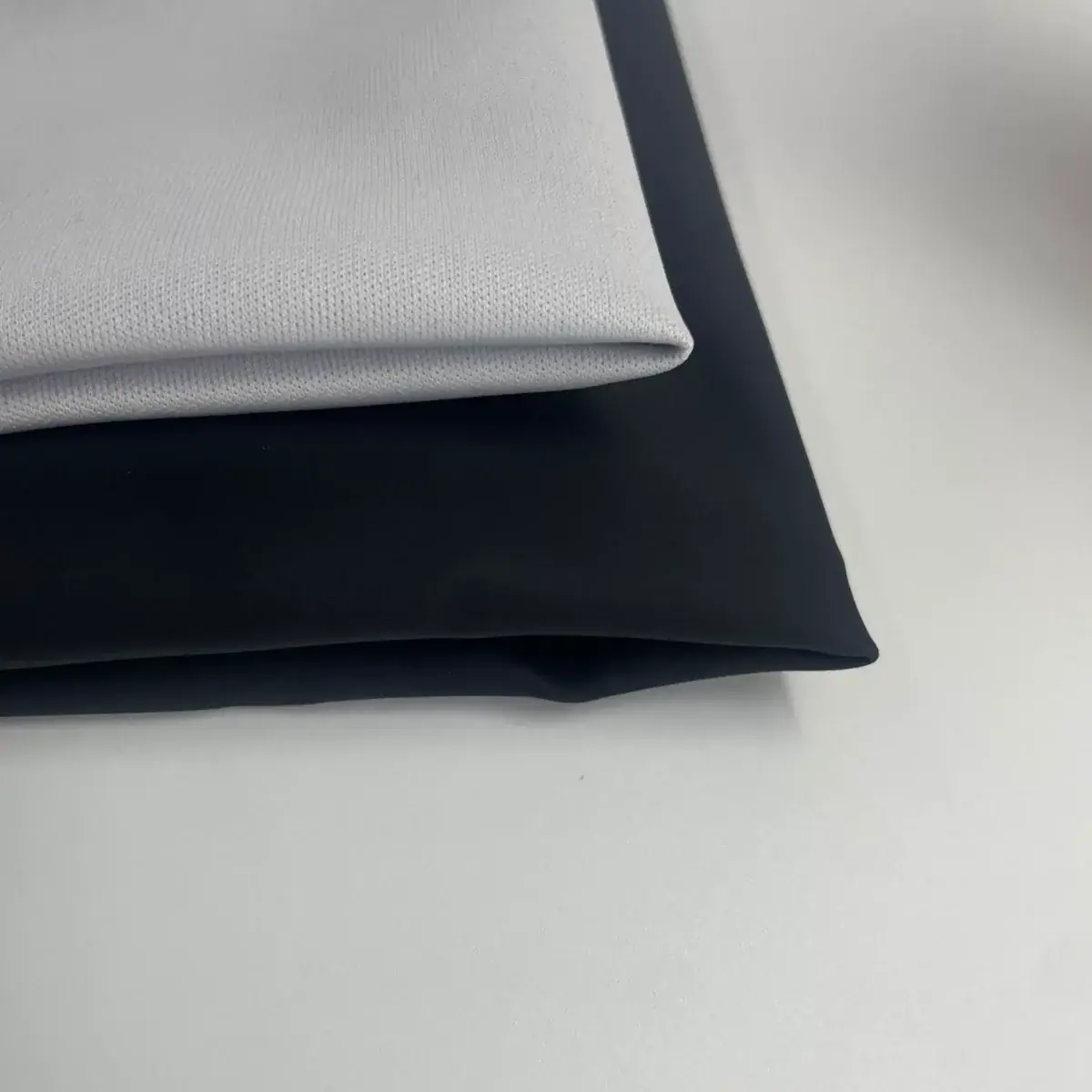 Spandex-Free PU Coated Stretch Knit Waterproof Cover Fabric Swim Caps, Swimwear, Car Covers, Sunshade Covers, Waterproof Bed Covers gallery image 2